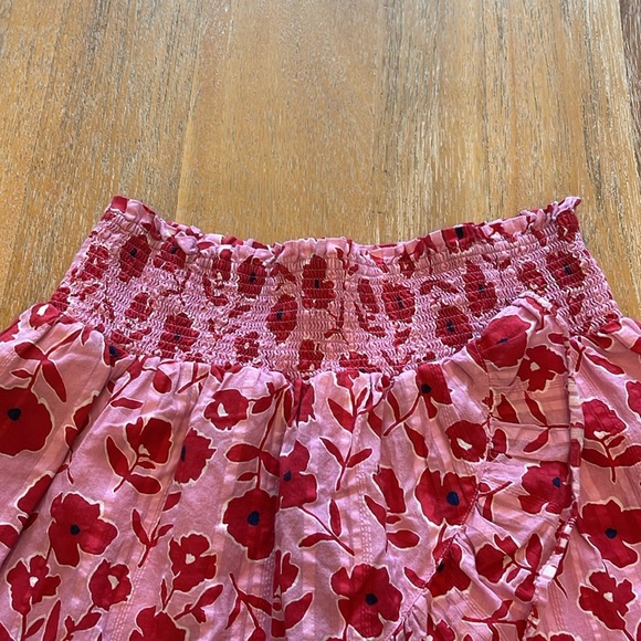 Vineyard Vines 100 % Cotton Girls Floral Skirt SZ Large - Picture 3 of 5